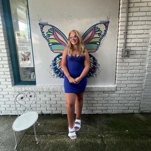 Meet your Posher, Avesia